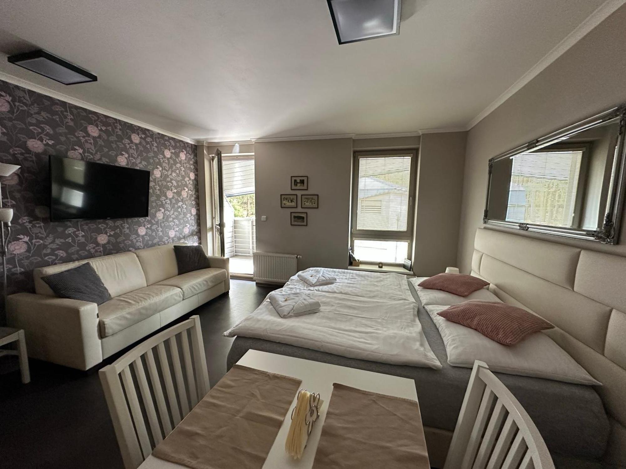 Harrachov Resident Apartments "Terrace & Chill" - High Speed Wifi, Smart Tv, Netflix, Disney Plus Extérieur photo